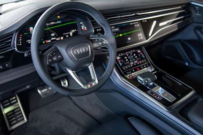 Audi Q8 SQ8 TFSI quattro