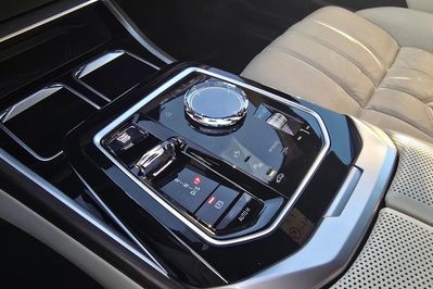 BMW Seria 7 740d xDrive M Sport