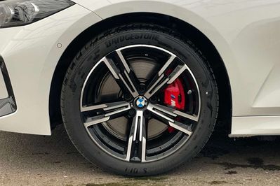 BMW Seria 3 320i xDrive M Sport