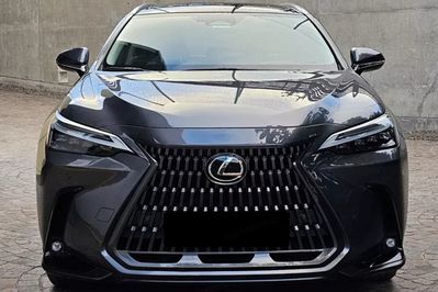 Lexus NX 450h+ Prestige 2.5 Hybrid Plug-in AWD