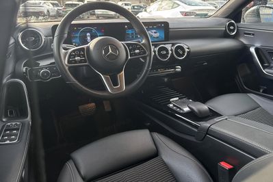 Mercedes CLA 200