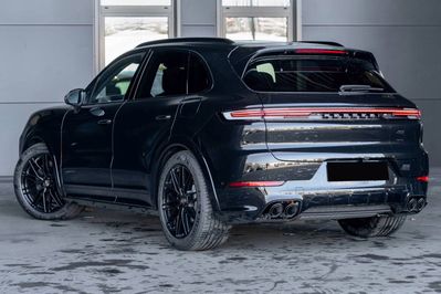 Porsche Cayenne Black Edition