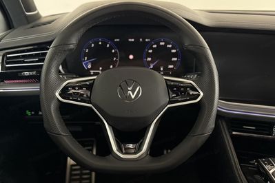 Volkswagen Touareg R-Line 3.0 V6 TDI 4Motion