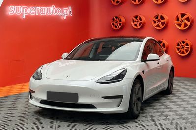 Tesla Model 3 RWD