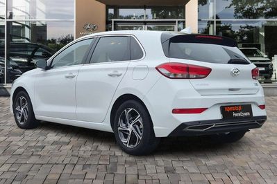Hyundai i30 1.5 T-GDI Smart DCT