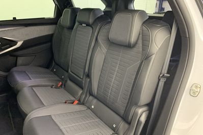 Peugeot 5008 GT 1.2 mHEV e-DCS6