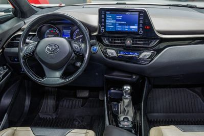 Toyota C-HR 2.0 Hybrid Executive