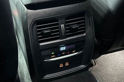 BMW Seria 3 318i M Sport aut