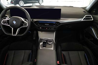 BMW Seria 3 330i xDrive M Sport