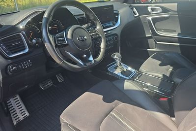 Kia ProCeed DCT