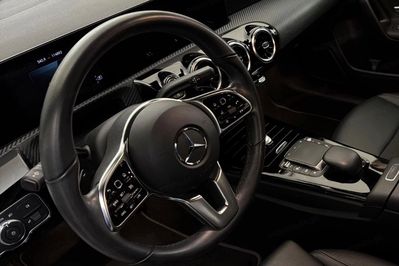 Mercedes Klasa A 200 Progressive 7G-DCT