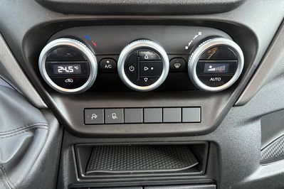 Iveco Daily 35S18 L3H2 Hi-Matic