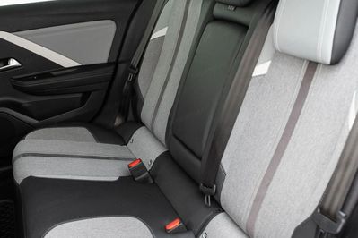 Opel Astra 1.2 T Elegance S&S