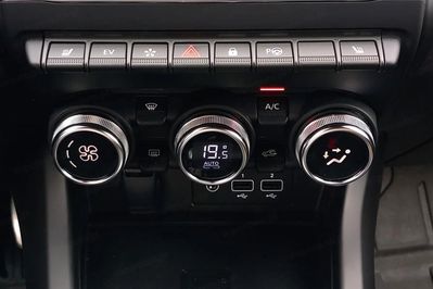 Renault Arkana 1.6 E-Tech Engineered MMT