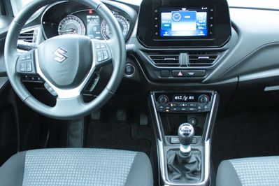 Suzuki S-Cross 1.4 SHVS Premium 4WD