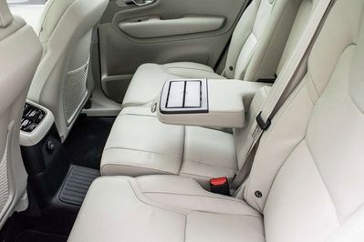 Volvo XC90 B5 AWD Ultra Dark 7os