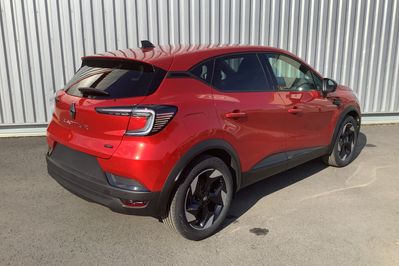 Renault Captur Techno 1.8 E-Tech Full Hybrid AT