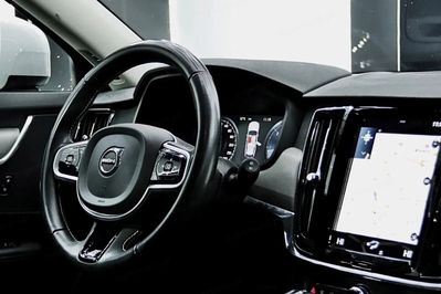 Volvo V90 CC D4 AWD Pro aut