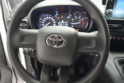 Toyota Proace City Verso Business