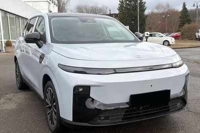 Leapmotor B10 Design Hybrid EV 18,8 kWh