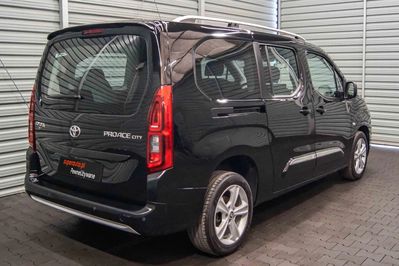 Toyota Proace City Verso 1.5 D-4D Family