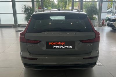 Volvo V60 T6 AWD Plug-In Hybrid Plus Dark