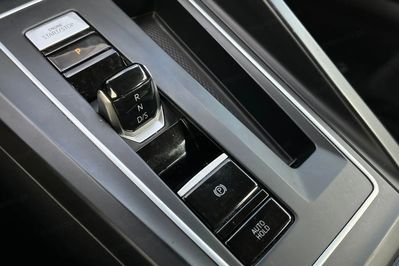 Volkswagen Golf VIII 2.0 TDI Life DSG