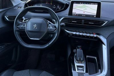 Peugeot 3008 1.2 PureTech Allure S&S EAT8