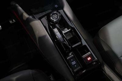 Alfa Romeo Junior Ibrida Ti