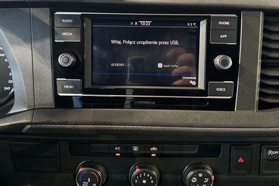 Volkswagen Transporter Kombi L2H1