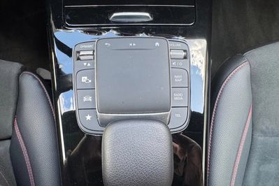 Mercedes CLA Shooting Brake 200 AMG Line