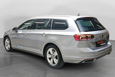 Volkswagen Passat 2.0 TSI Elegance DSG