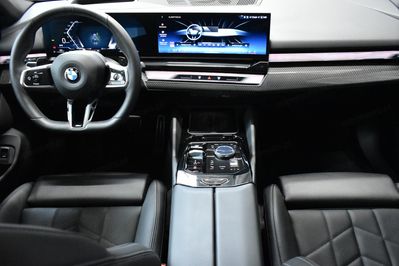 BMW Seria 5 520d mHEV aut
