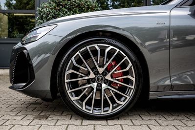 Audi A6 e-Hybrid quattro Avant