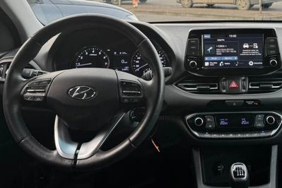 Hyundai i30 1.5 T-GDI Smart