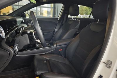 Mercedes Klasa A A 220 4-Matic AMG Line 8G-DCT