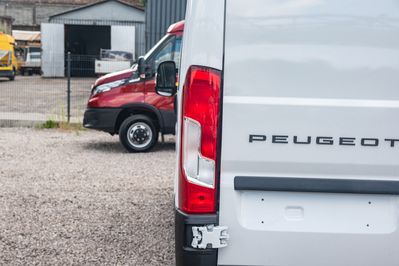 Peugeot Boxer Heavy L3H2 Zabudowa Brygadowa AT8