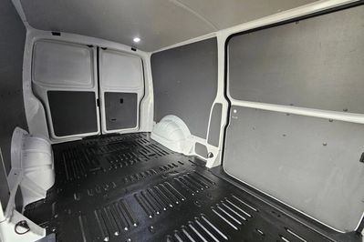 Volkswagen Transporter L2H1