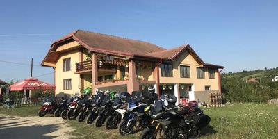 Casa de Vacanta Madalina Novaci - foto 2