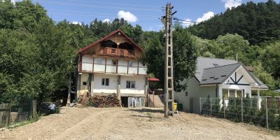Casa Valentin Căpățânenii Pământeni - foto 2