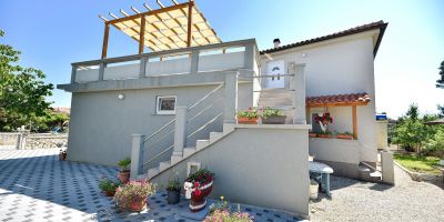 Apartments With Parking Space Vir - 18605 - foto 4