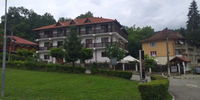 Camere de închiriat Mădălina Băile Govora - foto 4