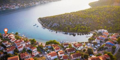 Apartments Mala kuća kraj mora Grebastica - foto 2