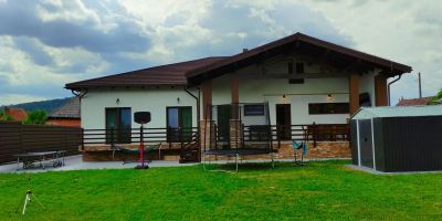 Agropensiunea Anotimpuri Albeştii Pământeni - foto 2