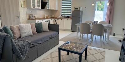 Fehér Lótusz Apartmanház Balatonföldvár - foto 4