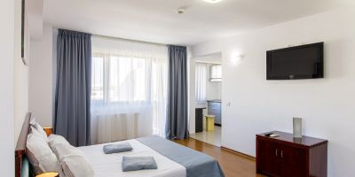 Hotel Lira Pacific Constanța - foto 4