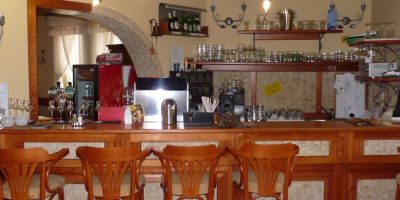 Família Pizzéria és Szálláshely Paks - foto 4