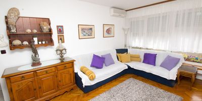 Apartman s klimatizací pro 4 os. s 1 ložnicí A-16497-a - Apartments With Parking Space Omiš - 16497, foto 2