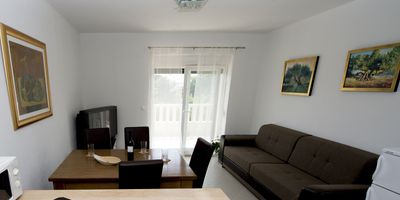 Apartman s klimatizací s terasou pro 4 os. s 1 ložnicí A-17160-a - Apartments By The Sea Promajna, Makarska - 17160 Promajna, foto 3