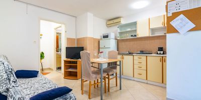 Standard Apartman s manželskou postelí s 1 ložnicí s výhledem do dvora - Apartments Soldan Malinska Krk, foto 1